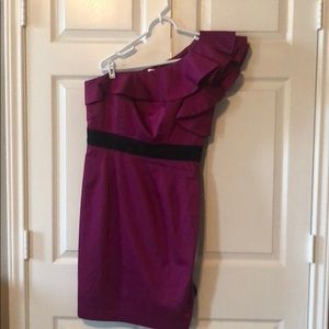 Jessica Simpson one shoulder cocktail dress 🔥